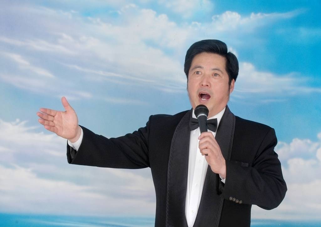 红飞日月相片