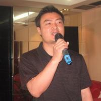 王小荣相片