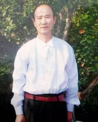 张振东相片