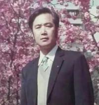 周金城相片