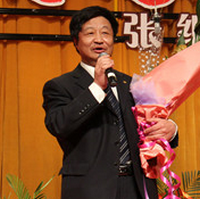 张继成相片