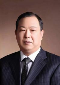 刘新圈相片
