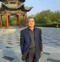 吕金相片