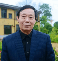谭仲池相片