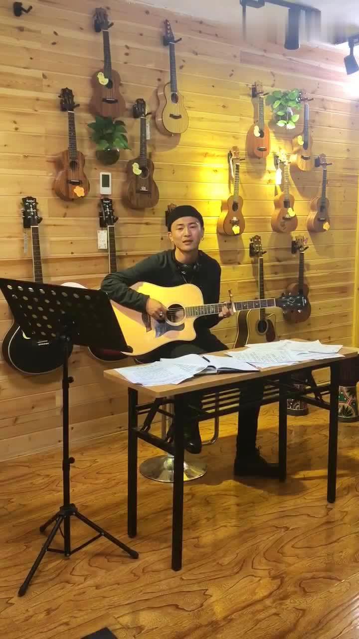 小哥琴行木吉他弹唱