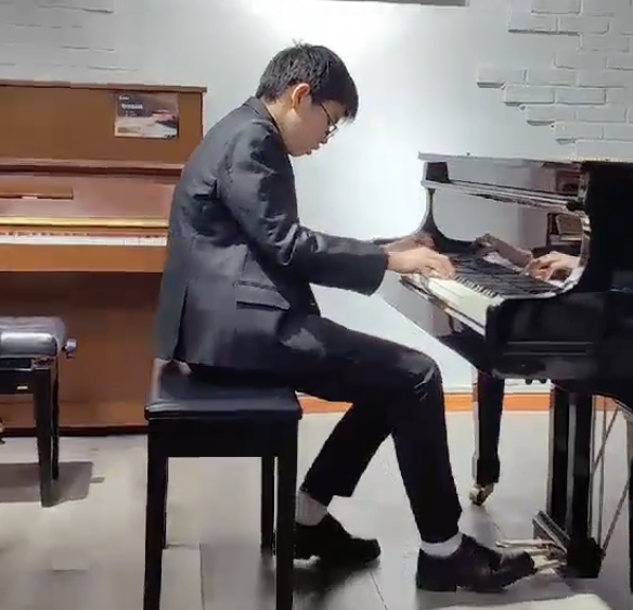 演奏 ｜ 贝多芬-降E大调第十八号奏鸣曲