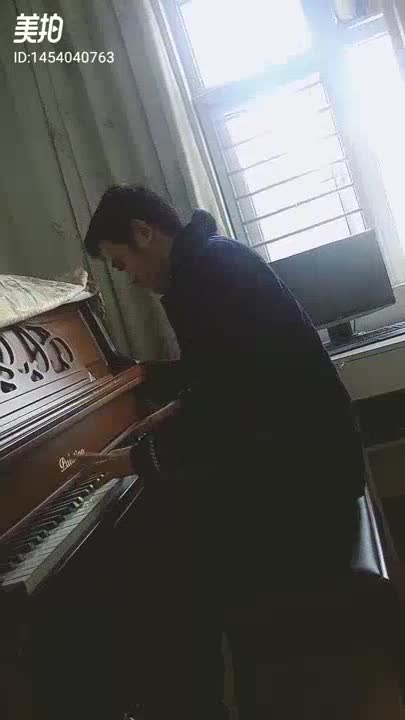 k qiu 发布了一个钢琴弹奏视频，欢迎