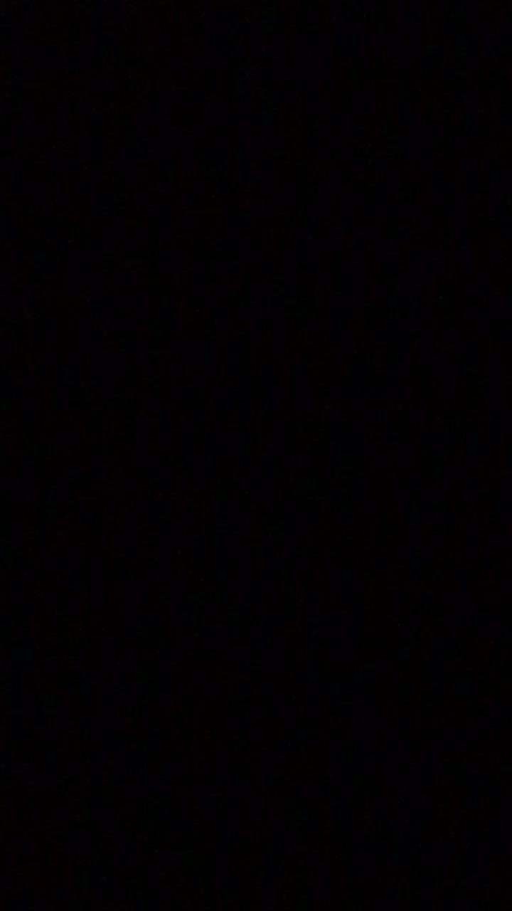 tan8_146978410b0d 发布了一个钢琴弹奏视频