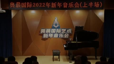 KateGala 发布了一个钢琴弹奏视频，欢迎来围